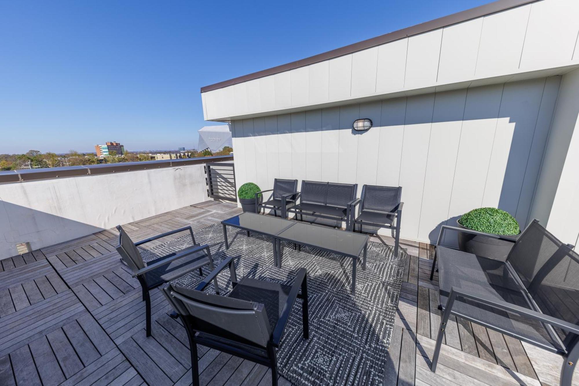 Top Floor Penthouse Lofts Apartment Atlanta