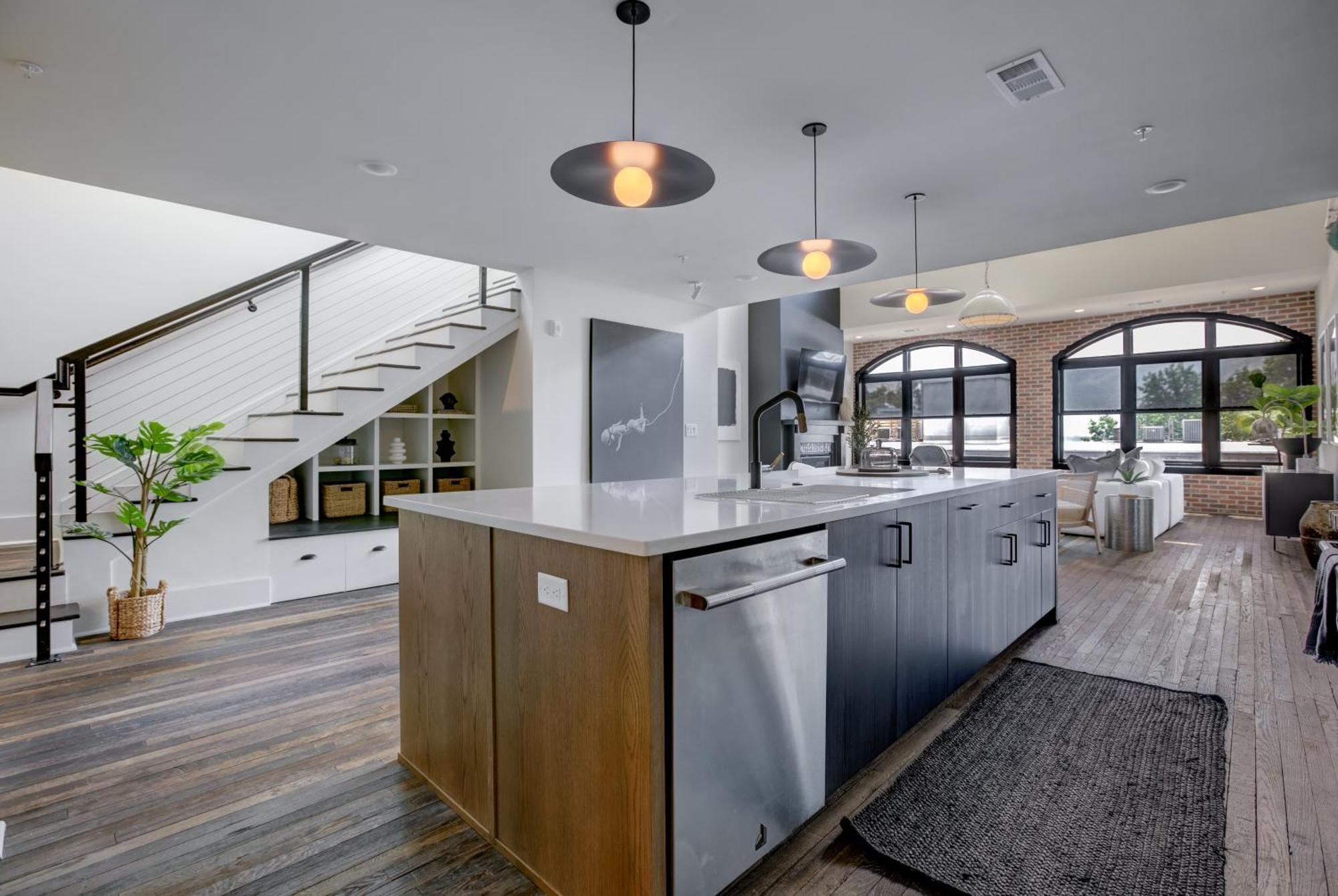 Apartment Top Floor Penthouse Lofts *